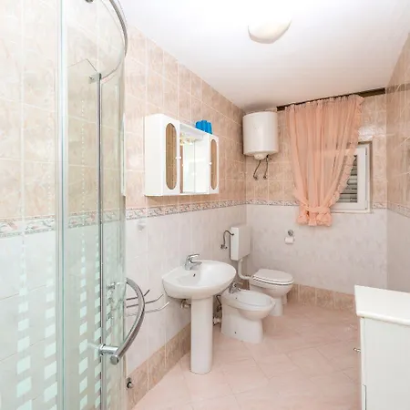 Tatil Evi Lidi - 30 M From Orebić