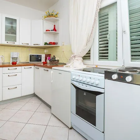 House Lidi Дом отдыха Оребич